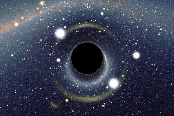 Kleine zwarte gaten, bijvoorbeeld met de massa van Neptunus, zijn zo groot als een voetbal en daarmee onzichtbaar van grote afstand.
