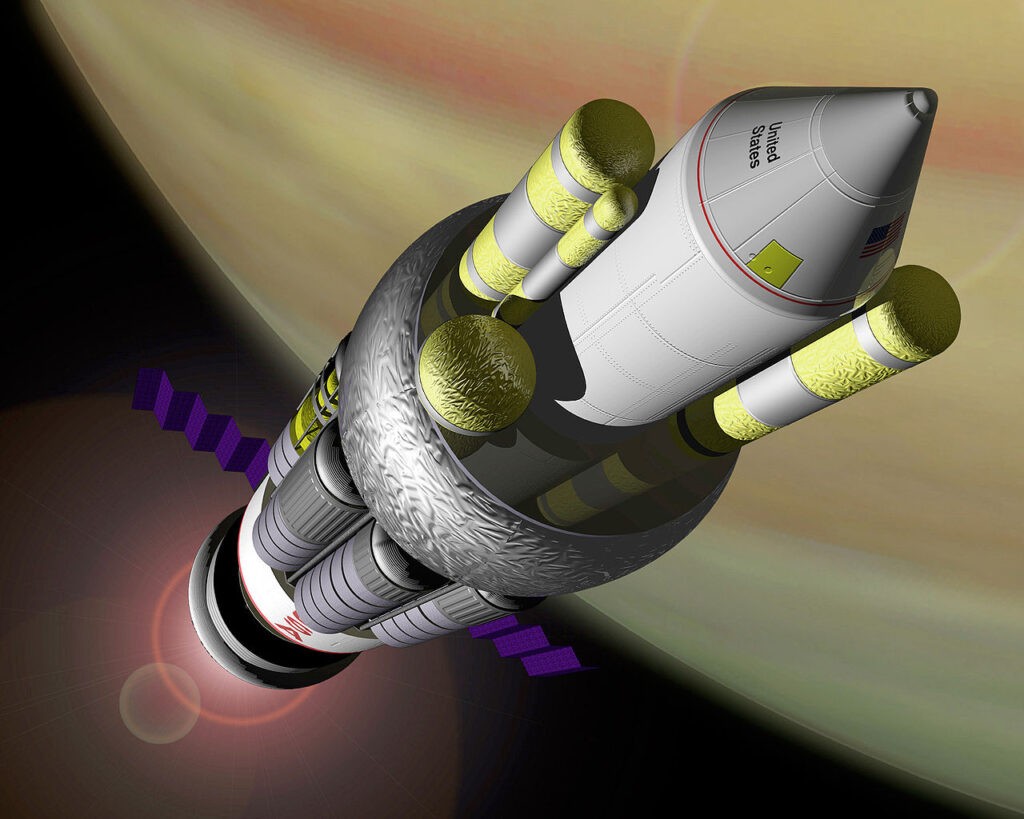 NASA bedacht eind jaren vijftig dit door atoombommen aangedreven low-tech ruimtevaart ontwerp om naar Saturnus te vliegen. Veilkigheidsgordels aanbevolen. Bron: Wikimedia Commons/public domain